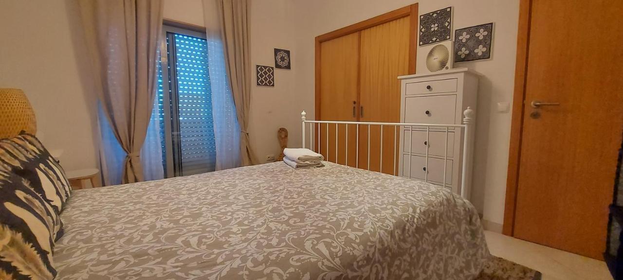 Apartamento Piscina 5 Minutos Praia Alcantarilha Buitenkant foto